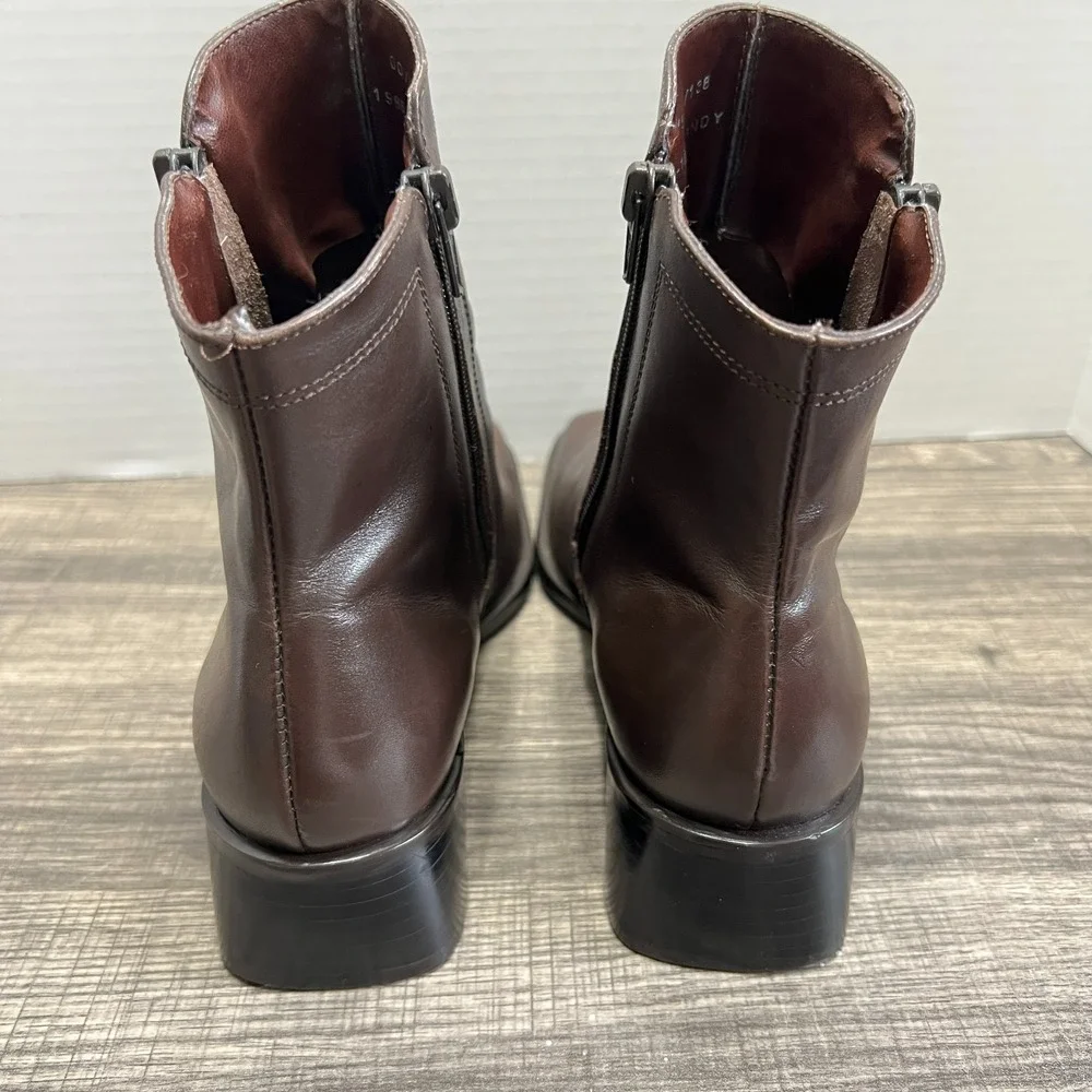 Bruno Valenti Romy Ankle Boot 8.5 Brown Leather Square Toe‎ Block Heel Zippers